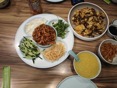 -合合春饼·酱骨·东北菜(潘家园店)