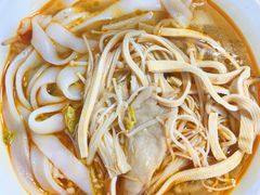 -锅神麻辣烫