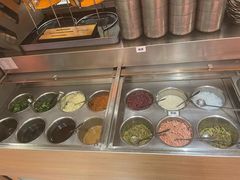 -成都你六姐·牛肉冒菜·麻辣香锅(长泰广场店)
