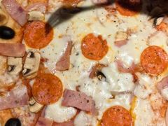 -JINNS锦时 steak&pizza(浸信会礼拜堂旧址店)