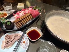 -捞王锅物料理(上海世茂广场店)