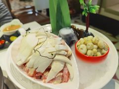 -洪氏嗨捞·广东猪肚鸡·椰子鸡火锅(西咸万象城店)