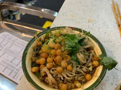 -钢管厂歆瑞源油卤串串香(春熙路太古里店)