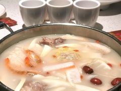 -三人行骨头王火锅(长寿店)