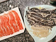 -二荆条·蜀鲜汇城市森林火锅