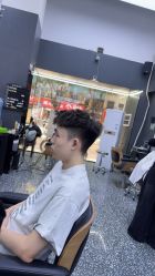 -藤野造型专业烫染接发