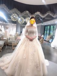 -艾米丽婚纱礼服