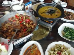 -老唐三下锅 ·张家界地标美食(溪布街店)