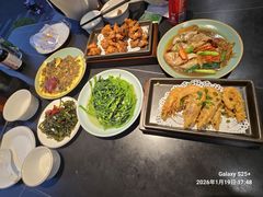 -鑫悦楼煎蟹·16年海鲜大排档