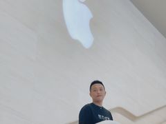 -Apple零售店(玄武湖店)