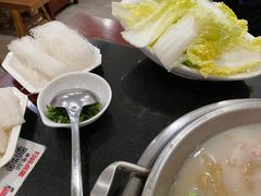-老来福·非遗酸汤兔(凯旋路店)