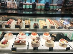 -Dough&Joe团憩(瑞虹天地月亮湾店)