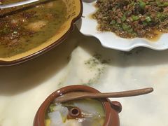 -蔼若春.传承三十年云南菜(金碧公园店)