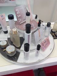 -奥伦纳素Erno Laszlo