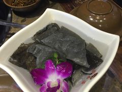 -憨石匠鲜菜土火锅(昆都店)