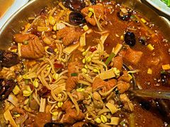 -百味地锅鸡(二店·财校分店)