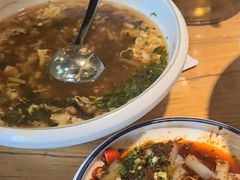 -小三峡食府(西五路店)