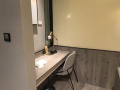 -上海虹桥中心爱琴海亚朵S酒店