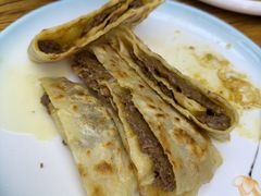 -溢心园香河肉饼总店