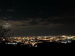 -鬼笑石后山停车场
