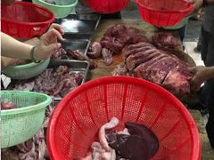 -标记美食新鲜猪杂(兴南大道店)