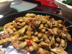 黄金豆角-九十九顶毡房(阜石路店)