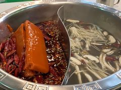 -憨铁匠老火锅(龙岗万科里店)