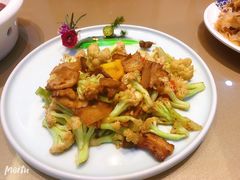 -珍宝粤赏里(杏坛店)