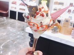 火烈鸟香草味软冰淇淋杯-GODIVA(王府井apm店)