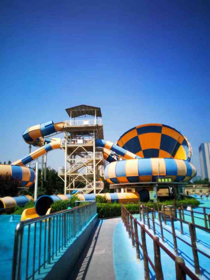 烟台37度梦幻海水乐园-"梦幻海分为室内室外,室内基本没什么可玩的.