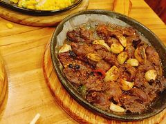 -老东镇啤酒屋海鲜加工·蒸汽海鲜·海鲜烧烤(台东店)