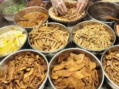 -贵哥卤肉卷(东门店)