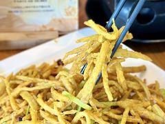 -莲餐厅·湖北菜·潜江小龙虾店(愚园路店)