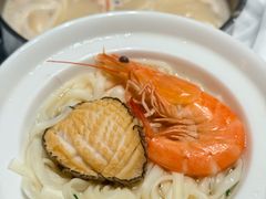 -红鼎豆捞·专注品质海鲜20年(宝丰路店)