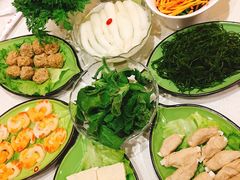 -一叶一世界·素食餐厅(锦华万达店)