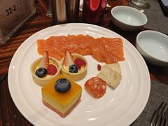 -君来湖滨饭店·玫瑰园