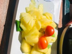 青柠拌菠萝-云海肴·汽锅鸡·云南菜(美罗城店)