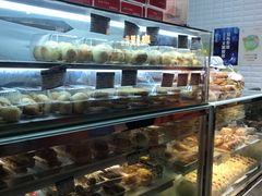 面包甜点陈列柜-白玉兰食品(甜云店)