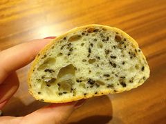 黑芝麻恰巴塔-面包与我Bread Or Me(长城汇店)