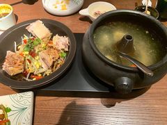 -云海肴·汽锅鸡·云南菜(美罗城店)