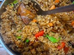 牛肝菌炒饭-老滇山寨•云南特色菜•地方菜•民族风情歌舞表演(金碧店)