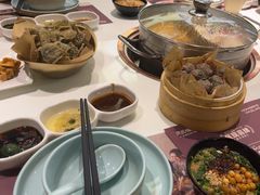-洪氏嗨捞·猪肚鸡火锅(阳光天地店)
