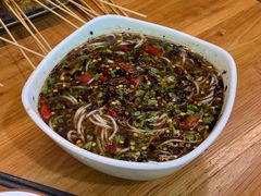 凉拌米线-玛扎烧烤私房菜