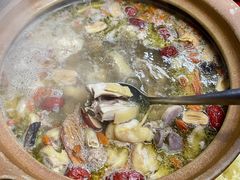 -威邵鸡煲(西华路总店)