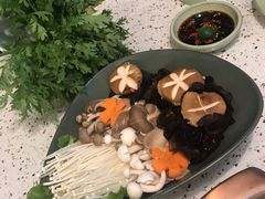 -椰子营·椰子鸡火锅(万象里店)