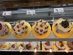 -花花卷卷·鲜食蛋糕(静安久光百货店)