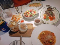 -秀儿家の小确幸融合西餐厅(万达店)