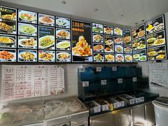 -李连贵酒家熏肉大饼(昆明街店)