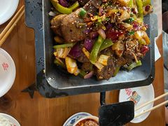 -炉小二铜锅牛蛙•川湘菜(三里屯店)