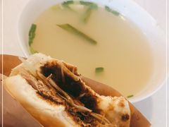 -烤鸭肉夹馍鸭汤店